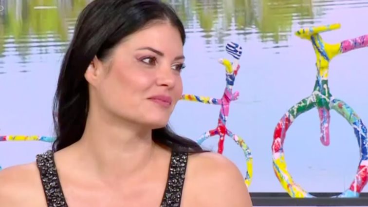Μαρία Κορινθίου: "Είμαι καλά και δε θέλω να κρύβομαι. Στον Γιώργο ξεχώρισα τη διεκδικητικότητά του"