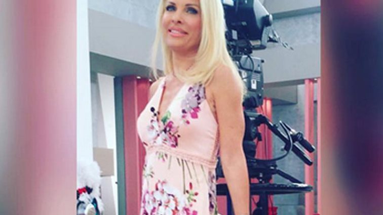 Ελένη Μενεγάκη: Η εμφάνιση στην εκπομπή της Δευτέρας: Ξέρουμε τι φόρεσε!