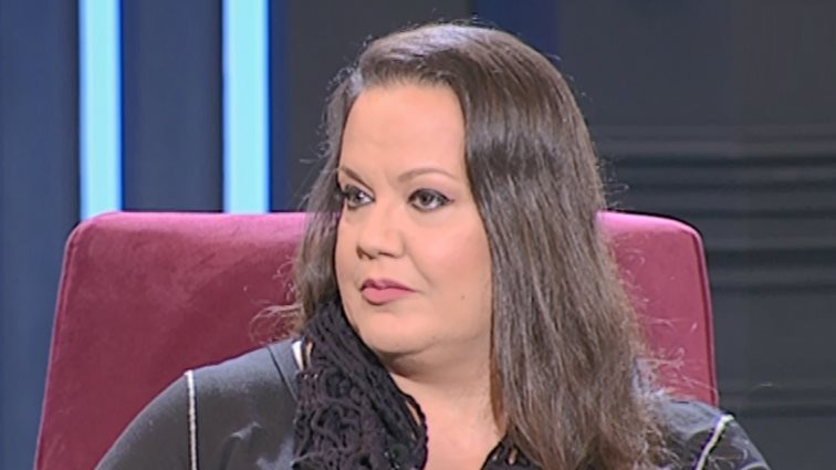 Αλεξία Μουστάκα : Η κόρη του Σωτήρη Μουστάκα «Μετά τα Μεσάνυχτα» | Όσα είπε για τον θάνατο των γονιών της &amp; την κατάθλιψη