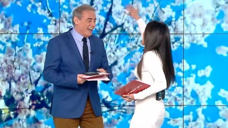 Η Ανθή Βούλγαρη επέστρεψε στο &quot;Κοινωνία ώρα Mega&quot;