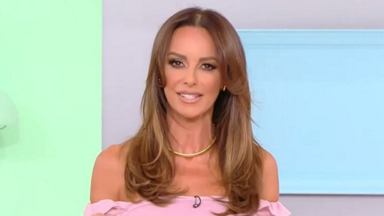 "Ποιος είναι πρωινιάτικα;" | Η Μπέττυ Μαγγίρα έκανε πρεμιέρα στο ΟΡΕΝ - Δείτε την εντυπωσιακή έναρξη