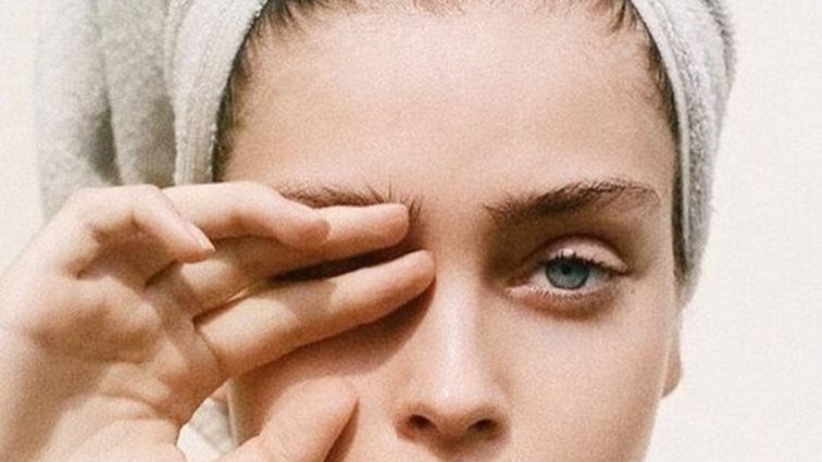 Γιατί να μην γίνεσαι τεμπέλα με το πλύσιμο του προσώπου σου!
: Μάθε πως πρέπει να περιποιήσε σωστά!