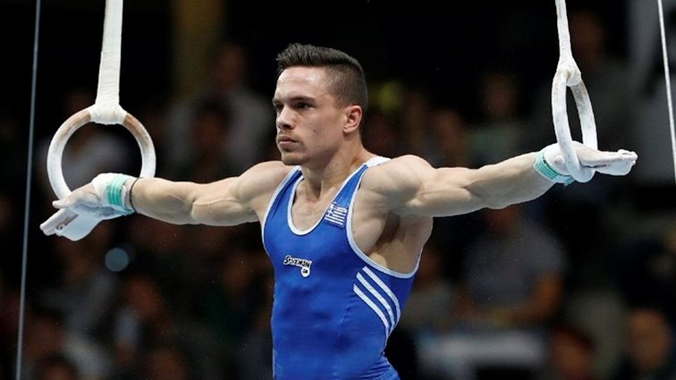 Λευτέρης Πετρούνιας: «Σφίγγει» τα δόντια: Η νέα ανακοίνωση για το χειρουργείο του