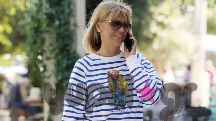 Σάσα Σταμάτη: Η εμφάνιση στα νότια προάστια που μαγνήτισε τα βλέμματα!