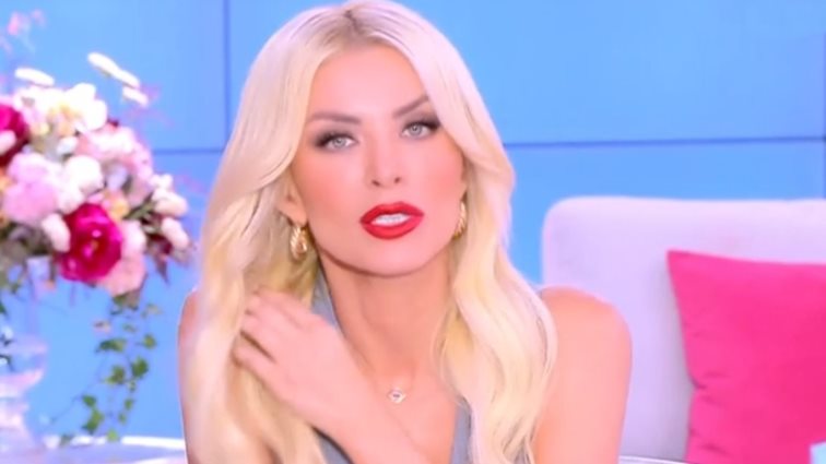 Η Κατερίνα Καινούργιου απάντησε στη Φαίη Σκορδά: "Είμαι πάρα πολύ τυχερή και περήφανη που έχω μια  τέτοια ρεπόρτερ"