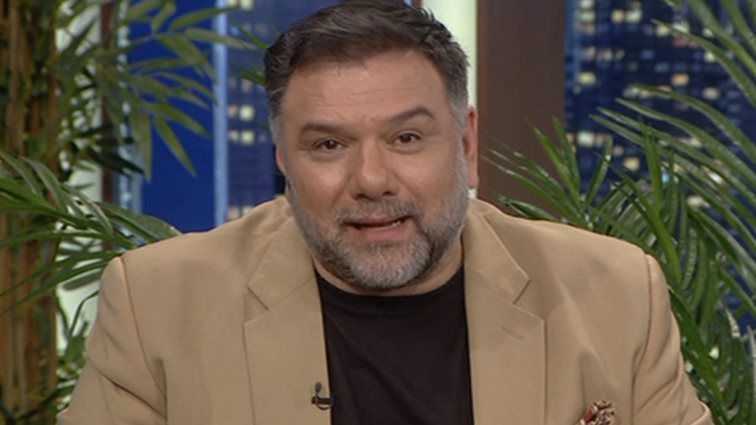 Ο Γρηγόρης Αρναούτογλου αποχαιρετά το τηλεοπτικό κοινό του The 2Night Show