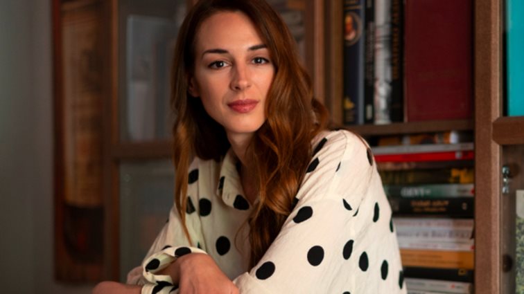 Βίκυ Παπαδοπούλου: &quot;Ενώ ο κόσμος πανηγύριζε...εγώ είχα χάσει τον πατέρα μου&quot;