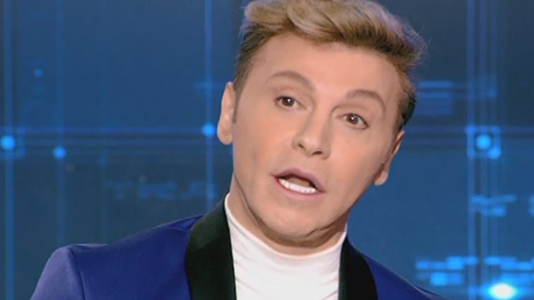 Τάκης Ζαχαράτος: Η επεισοδιακή πρώτη γνωριμία με την Άντζελα Δημητρίου &amp; η μεγάλη κόντρα τους