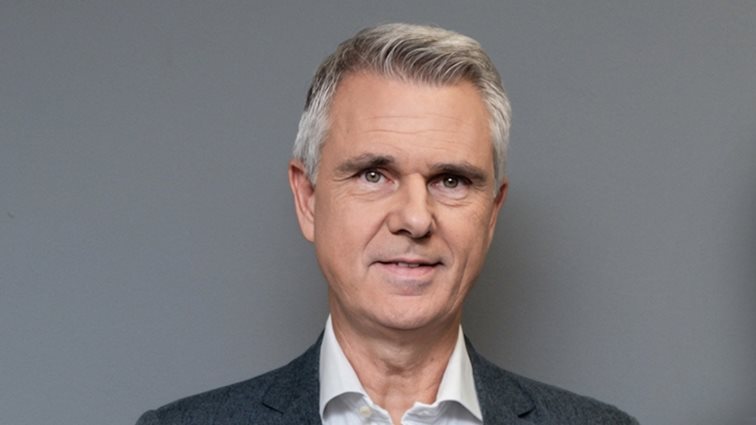 Αυτή είναι η νεά εκπομπή που αναλαμβανει ο Αντώνης Φουρλής - Ποια θα είναι η παρτενέρ του;