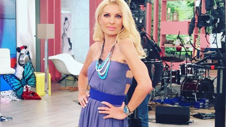 Ελένη Μενεγάκη: Η εμφάνιση στην εκπομπή της Τετάρτης: Ξέρουμε τι φόρεσε!