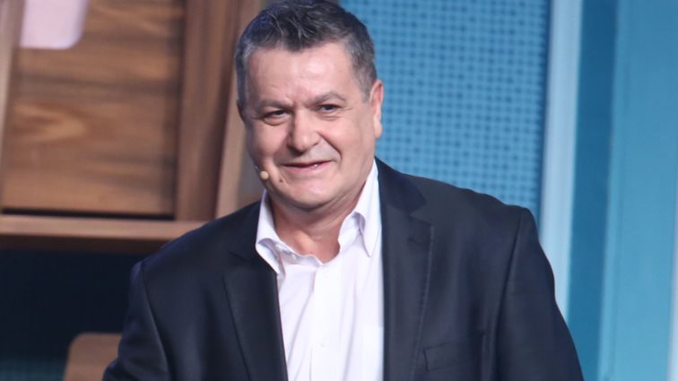 Γιάννης Καπετάνιος: &quot;Ο Πέτρος Φιλιππίδης ήταν τυφώνας. Ήθελε να κάνει καριέρα και δεν υπολόγιζε τίποτα&quot;