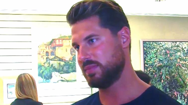 Νάσος Παπαργυρόπουλος: Παίζει μπάσκετ στο Μάτι, ανάμεσα στα καμένα!