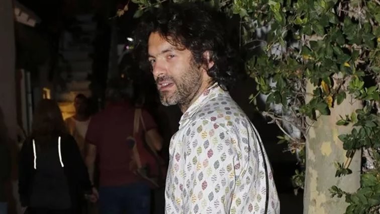 Ο Φίλιππος Μιχόπουλος στο γήπεδο με τα παιδιά του, Μάξιμο και Σιέννα