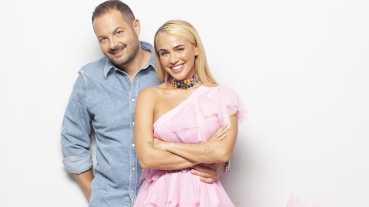 Mega Star | Αυτοί είναι οι λαμπεροί καλεσμένοι της Konnie Μεταξά και του Αντώνη Δημητριάδη!