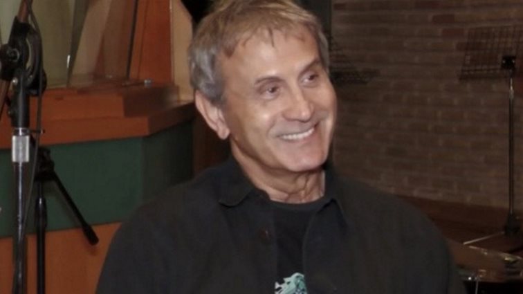 Γιώργος Νταλάρας: "Είναι για γέλια οι φωνές τους"