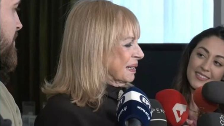 Άννα Φόνσου: "Όλοι έχουν πεθάνει και σκέφτομαι ότι είναι η σειρά μου τώρα"