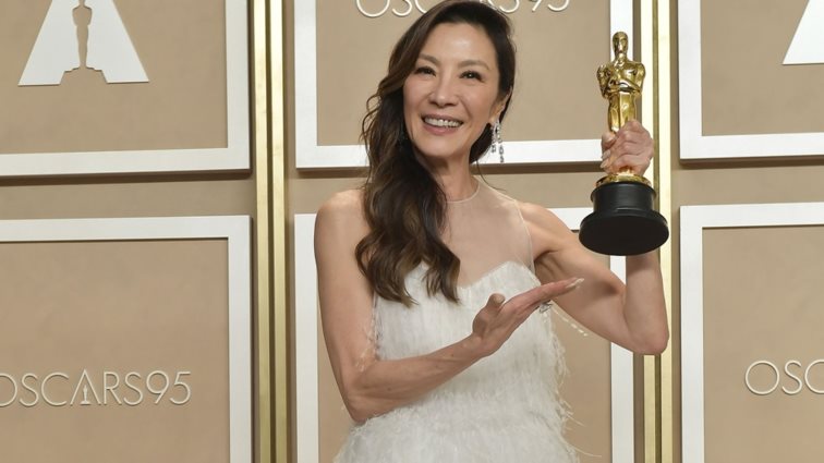 Michelle Yeoh, η μεγάλη νικήτρια των φετινών Oscars