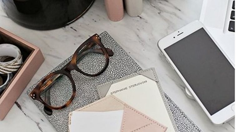 7 τρόποι για να μην ξεχνάς τα πράγματά σου: Μια λίστα που σίγουρα χρειαζόμασταν