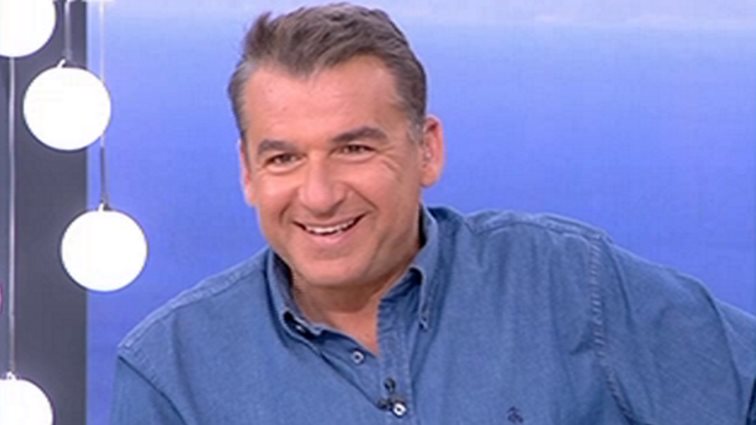 Ο Γιώργος Λιάγκας σε ένα σπαρταριστό απρόοπτο on air!