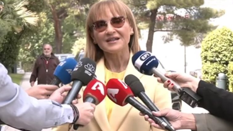 Μάρα Ζαχαρέα: "Δυστυχώς ούτε αυτή τη φορά οργανώθηκε το debate με τέτοιο τρόπο, ώστε να έχει ένα πραγματικό ενδιαφέρον για τον τηλεθεατή"