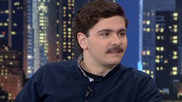 Ο Κωνσταντίνος Κουτσαβάκης σε μια συγκινητική εξομολόγηση για τον Αγάθωνα