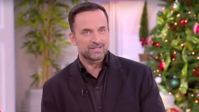 Γιώργος Λιανός: "Η κόρη μου θα πάει νηπιαγωγείο στον Άγιο Δομίνικο"