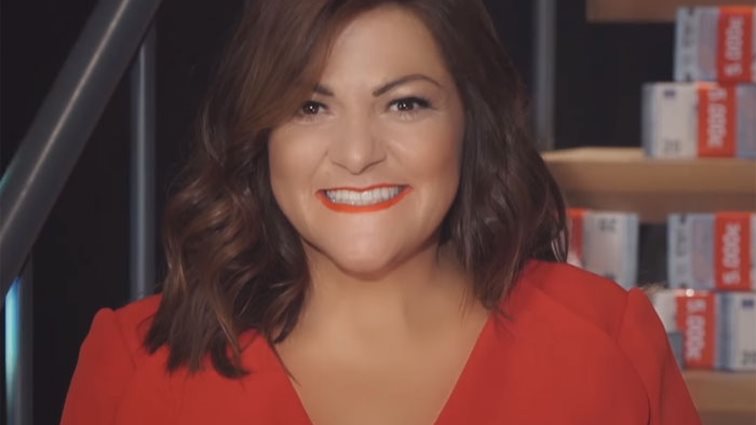 Βίκυ Σταυροπούλου: Είναι και πάλι ερωτευμένη! Η επανασύνδεση με τον κούκλο πρώην της