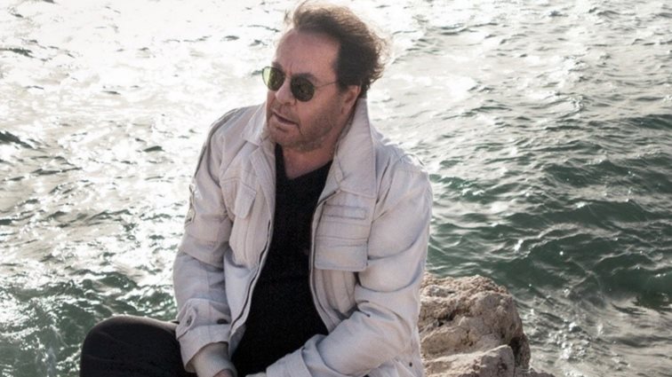 Ο Γιάννης Πάριος σε μια ιστορική καλλιτεχνική "συνάντηση"