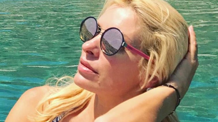 Ελένη Μενεγάκη
: Οι νέες φωτογραφίες συντροφιά με την ξεχωριστή «παρέα» της