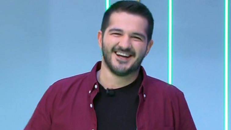 O Παναγής Τζωρτζάτος δημοσίευσε την πρώτη φωτογραφία με τη σύζυγό του &amp; τον γιο τους