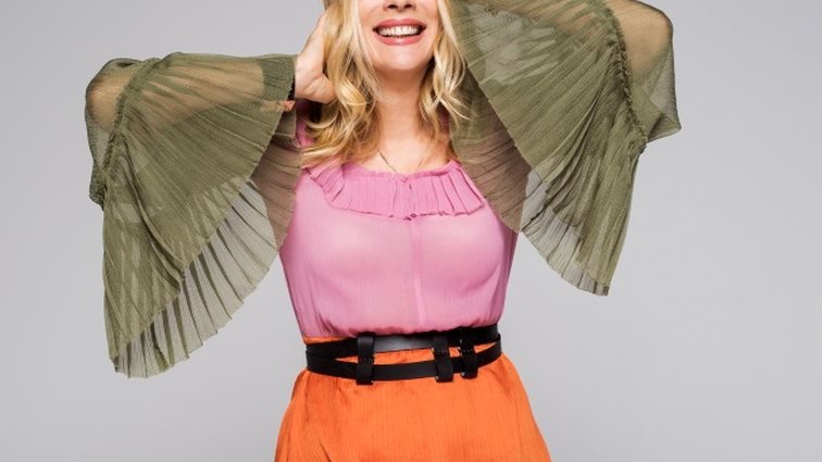 Σμαράγδα Καρύδη: Έχει γενέθλια! Οι τρυφερές ευχές των διάσημων φίλων της