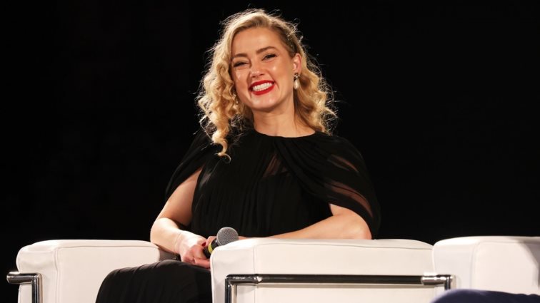 Η Amber Heard απέκτησε μυστικά δίδυμα | Η πρώτη φωτογραφία των παιδιών της, το φύλο και τα ονόματά τους