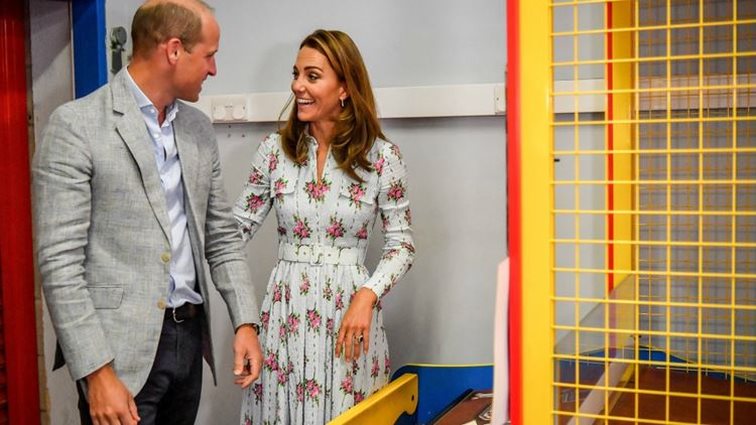 Kate Middleton &amp; Πρίγκιπας William : Η σπάνια δημόσια στιγμή τρυφερότητας ανάμεσα στο ζευγάρι