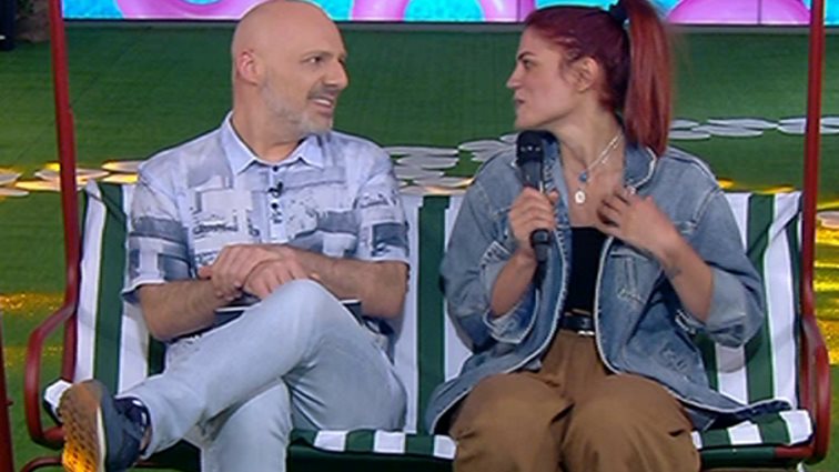 Μαίρη Συνατσάκη: Η εισβολή στο «Καλό Μεσημεράκι» ως... συνεργάτιδα της εκπομπής!