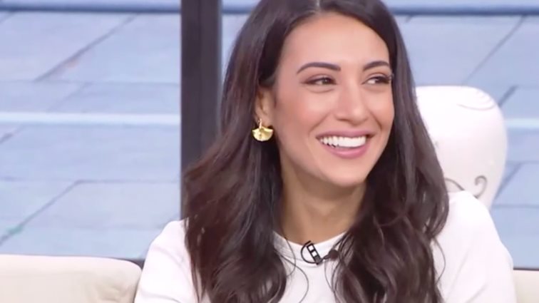 Ευγενία Σαμαρά: "Το κομμάτι μου που αναζητά την αποδοχή έχει τραυματιστεί στην παιδική μου ηλικία"