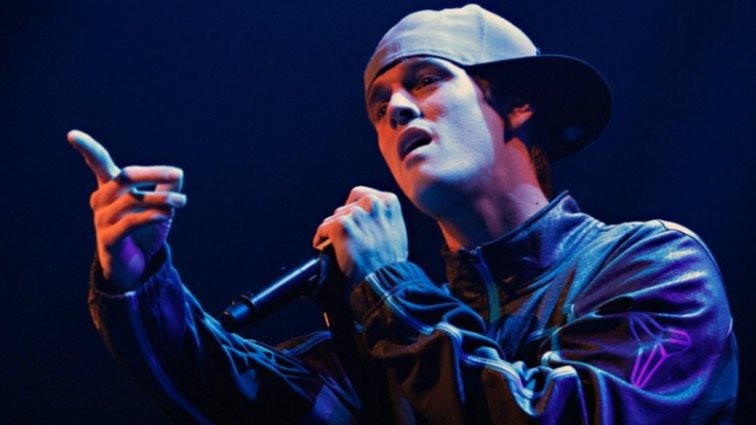 Πέθανε ο τραγουδιστής Άαρον Κάρτερ