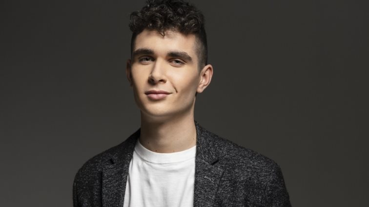 Eurovision 2023 | Αυτό είναι το τραγούδι της Ελλάδας και του Victor Vernicos