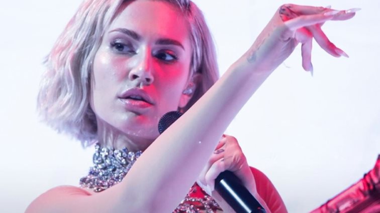 Eurovision 2021 | Όσα πρέπει να ξέρεις για τον Α&#39; Ημιτελικό - Τα δίνει όλα η Έλενα Τσαγκρινού για την Κύπρο