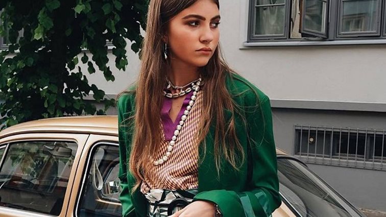 3 νέοι χρωματικοί συνδυασμοί που αξίζει να δοκιμάσεις φέτος το καλοκαίρι: Έτσι θα ξεφύγεις από το κλασσικό ασπρόμαυρο look