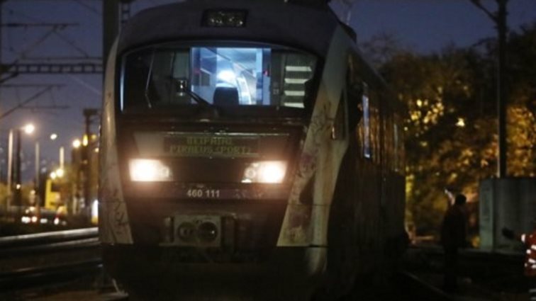 Τέμπη: Σύγκρουση αμαξοστοιχιών με αναφορές για τραυματίες και εγκλωβισμένους- Φωτιά σε βαγόνια