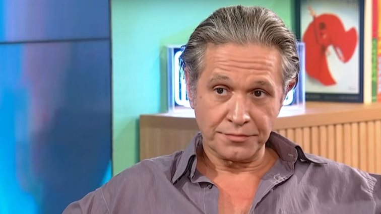 Αιμίλιος Χειλάκης: Το έκαναν εν αγνοία μου - Με πήρε η μητέρα μου και μου είπε &quot;Πεθαίνω και δεν μου το λες;&quot;