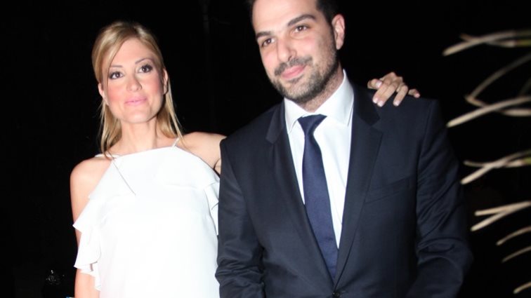 Η Ράνια Τζίμα για πρώτη φορά στην Επίδαυρο μαζί με την κόρη της - Δείτε ποσο μεγάλωσε η 9χρονη Ελένη