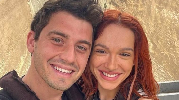 Full in love! Τάνια Μπρεάζου και Γιώργος Αμούτζας στις πιο τρυφερές εικόνες από την παραλία