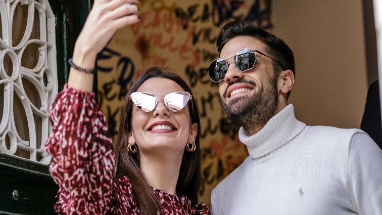 Διάσημες Εμφανίσεις: Πού συναντήθηκαν οι εκπρόσωποι της showbiz;