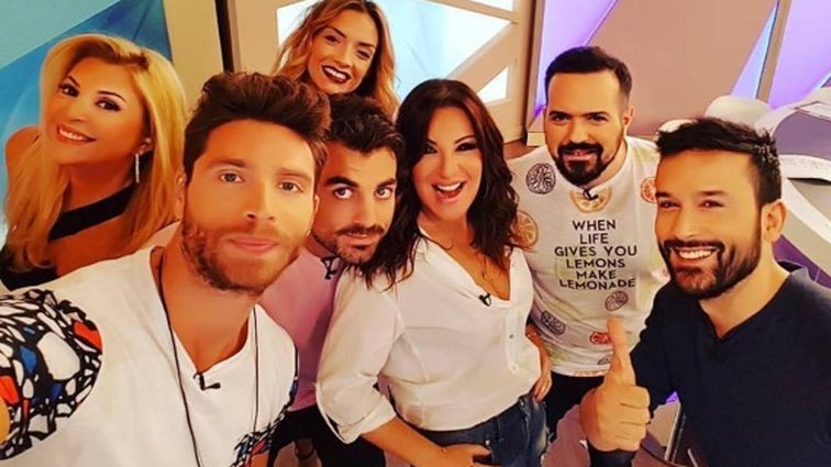 Αυτό Είναι Το «Επιτέλους Σαββατοκύριακο»: «Ένας μήνας on air: Η επιστροφή της Γερμανού στην πρωινή ζώνη του SK &amp; κάτι δικά μου»