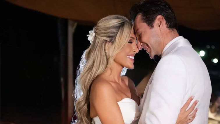 Ο προορισμός που επέλεξαν για μήνα του μέλιτος ο Πάνος Καλίδης και η Λεάννα Μάρκογλου