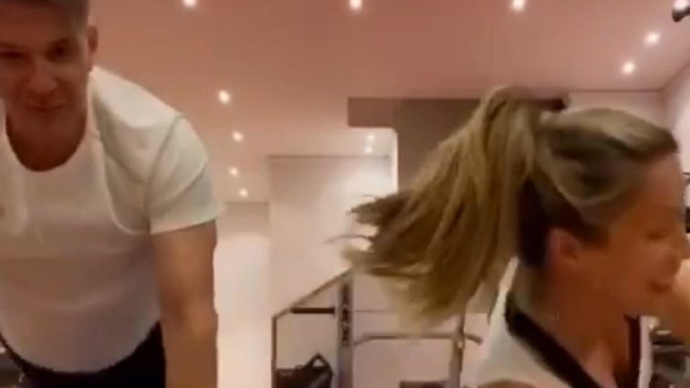 Μαριέττα Χρουσαλά – Λέων Πατίτσας : Τα πλάνα από το TikTok που (ίσως) κάνουν πολλά ζευγάρια να ταυτιστούν