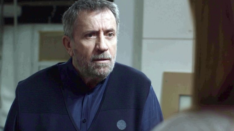 Κάνε ότι κοιμάσαι | Η Βικτόρια πηγαίνει να παραδοθεί στην Αστυνομία - Όλες οι εξελίξεις