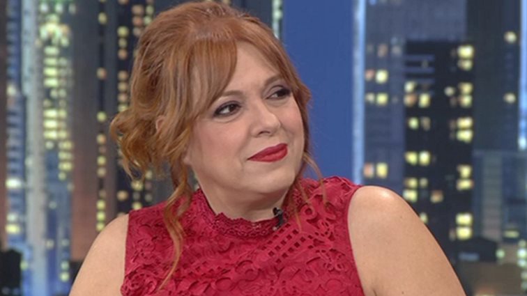 Η Ελένη Ράντου εξηγεί πώς εφάρμοσε το &quot;Ζακέτα να Πάρεις&quot; στην κόρη της &amp; μιλά ανοιχτά για την κατάθλιψη