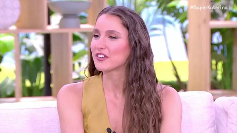 Η Ευαγγελία απαντά για το αν παντρεύεται το σύντροφό της